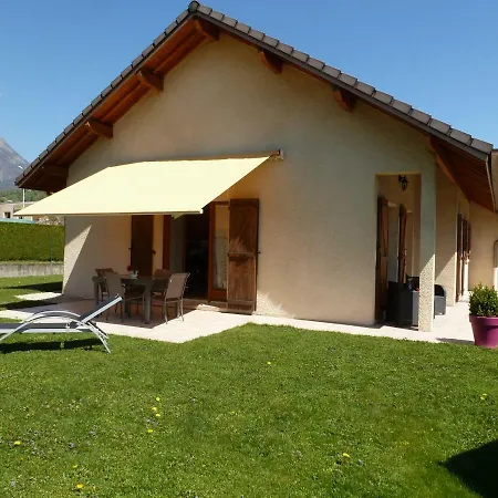 La Belle Etoile Bed & Breakfast *